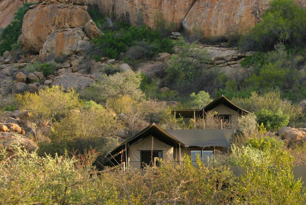 Erongo Wilderness Lodge Омаруру Екстер'єр фото