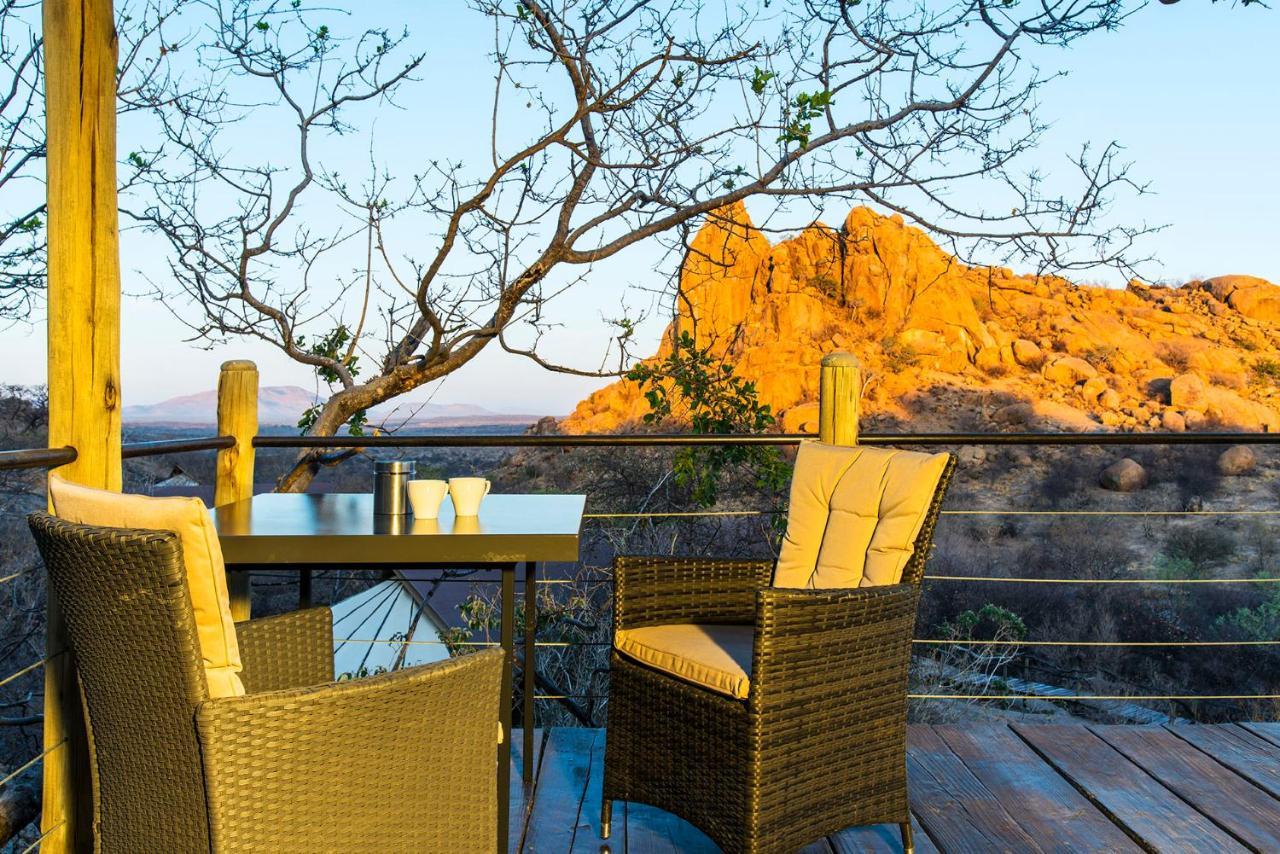 Erongo Wilderness Lodge Омаруру Екстер'єр фото