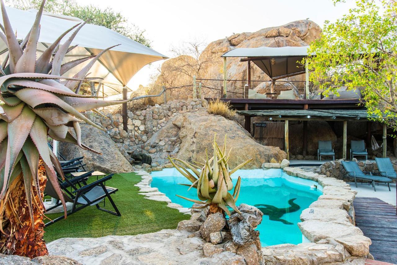 Erongo Wilderness Lodge Омаруру Екстер'єр фото